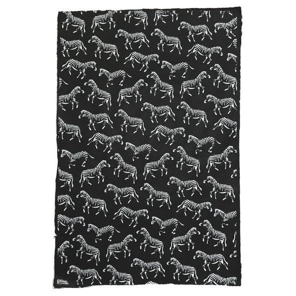 Wrap-Zebras White On Black