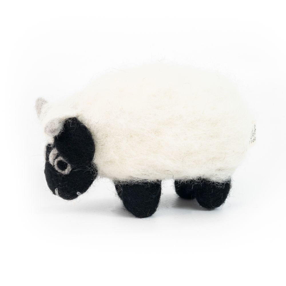 [GI-EC-OA003] Handmade Felt Black Faced Sheep